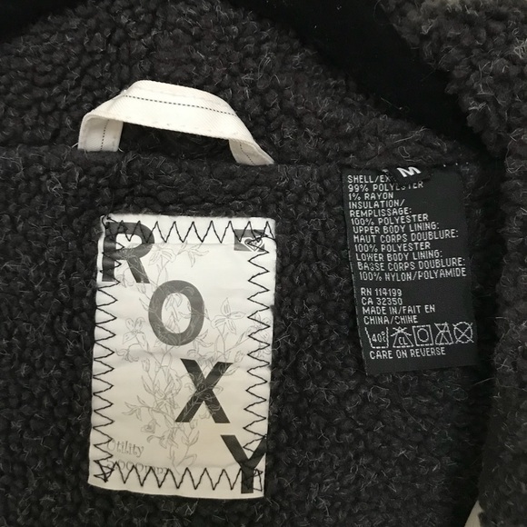 Roxy Snowboarding/Skiing Jacket - Picture 2 of 7